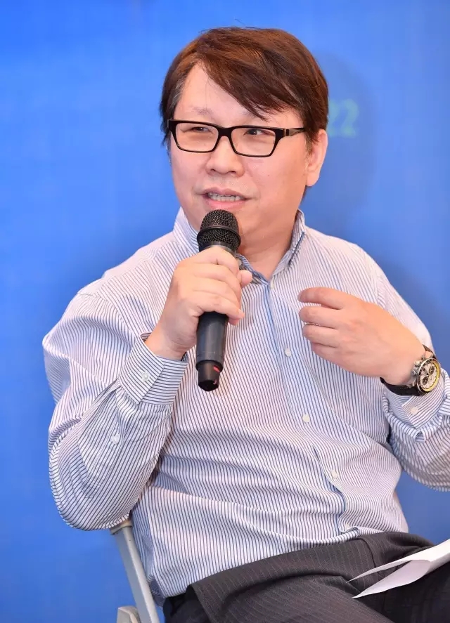 中国修建学会修建师分会理事、w66利来集团董事、总修建师黄向明
